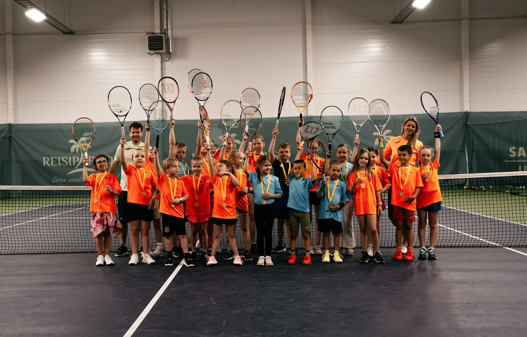 Laste tennisetreening